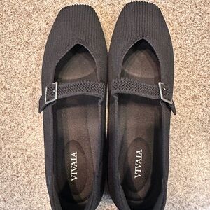 Vivala Women's Classic Black Flats. NEVER WORN